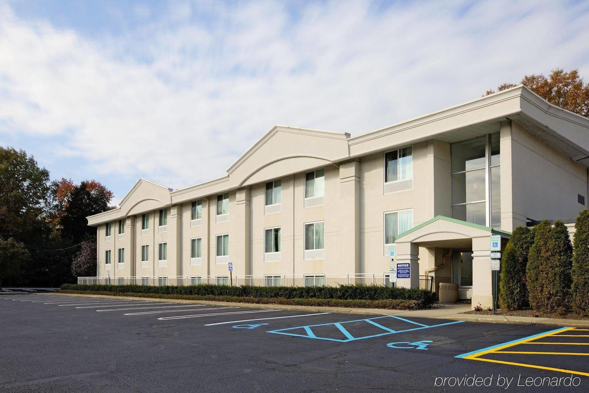 La Quinta Inn Paramus Exterior foto